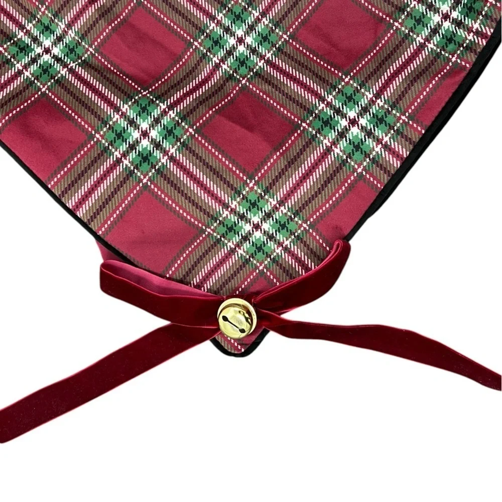 Brooks Brothers  - ‘Holiday Plaid‘ luxury table runner.  18“ x 108“. NWT.